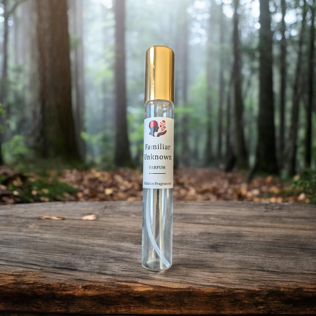 Familiar Unknown- Floral tea artisan parfum